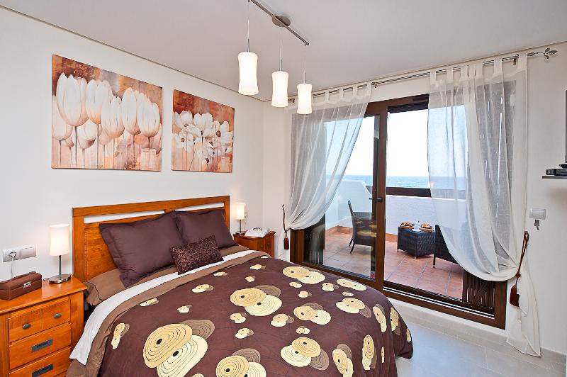 3-Bedroom Apartment in Carvoeiro